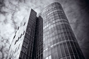 黑客年薪多少钱？2024年真实收入揭秘，从入门到百万的成长路径  第2张